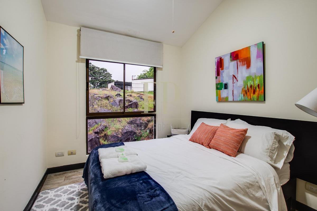 Cr Mariposa Rentals Comfortable Penthouse, Ac, Pool, Gym, Tennis ซานตาอานา ภายนอก รูปภาพ