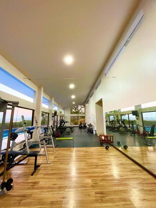 Cr Mariposa Rentals Comfortable Penthouse, Ac, Pool, Gym, Tennis ซานตาอานา ภายนอก รูปภาพ